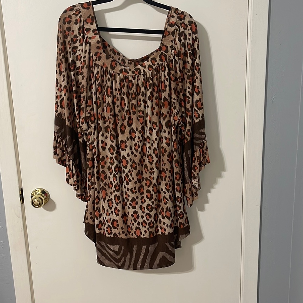 Cheetah top/tunic with fun flair sleeve